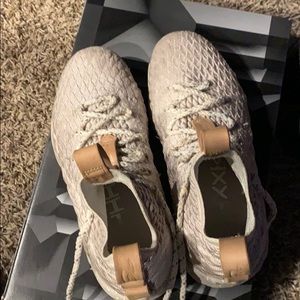 Lebron James XV Nike basketball shoes